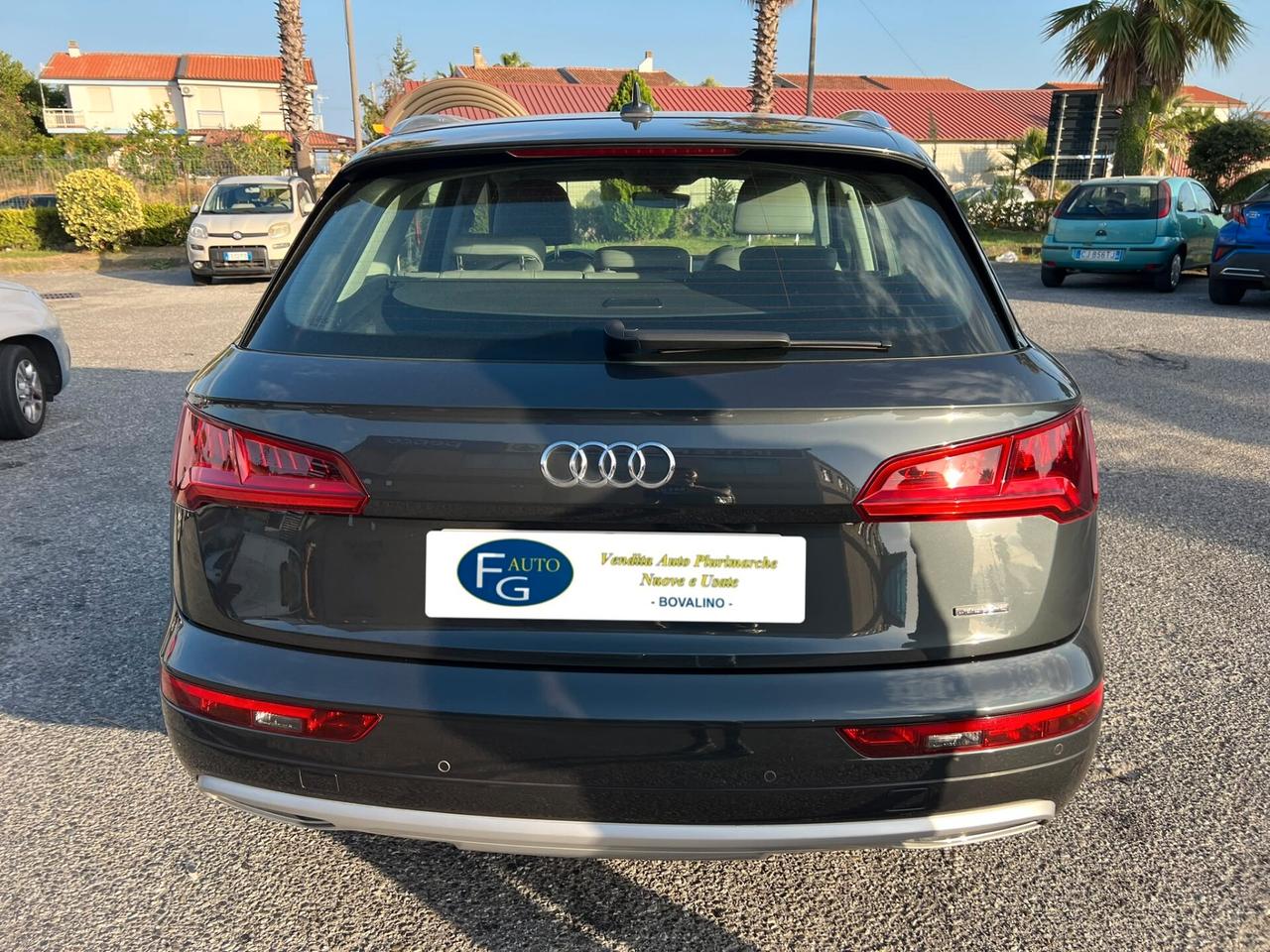 Audi Q5 2.0 TDI quattro S tronic Business Sport