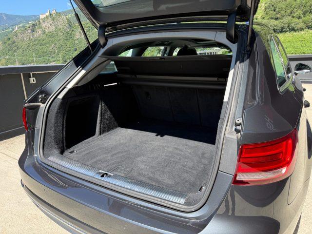 AUDI A4 Avant 3.0 TDI quattro tiptronic Design Pano Navi
