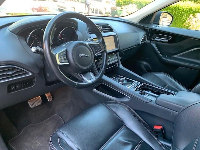 JAGUAR F-PACE 2.0d 4WD 180cv PRESTIGE STRAFULL
