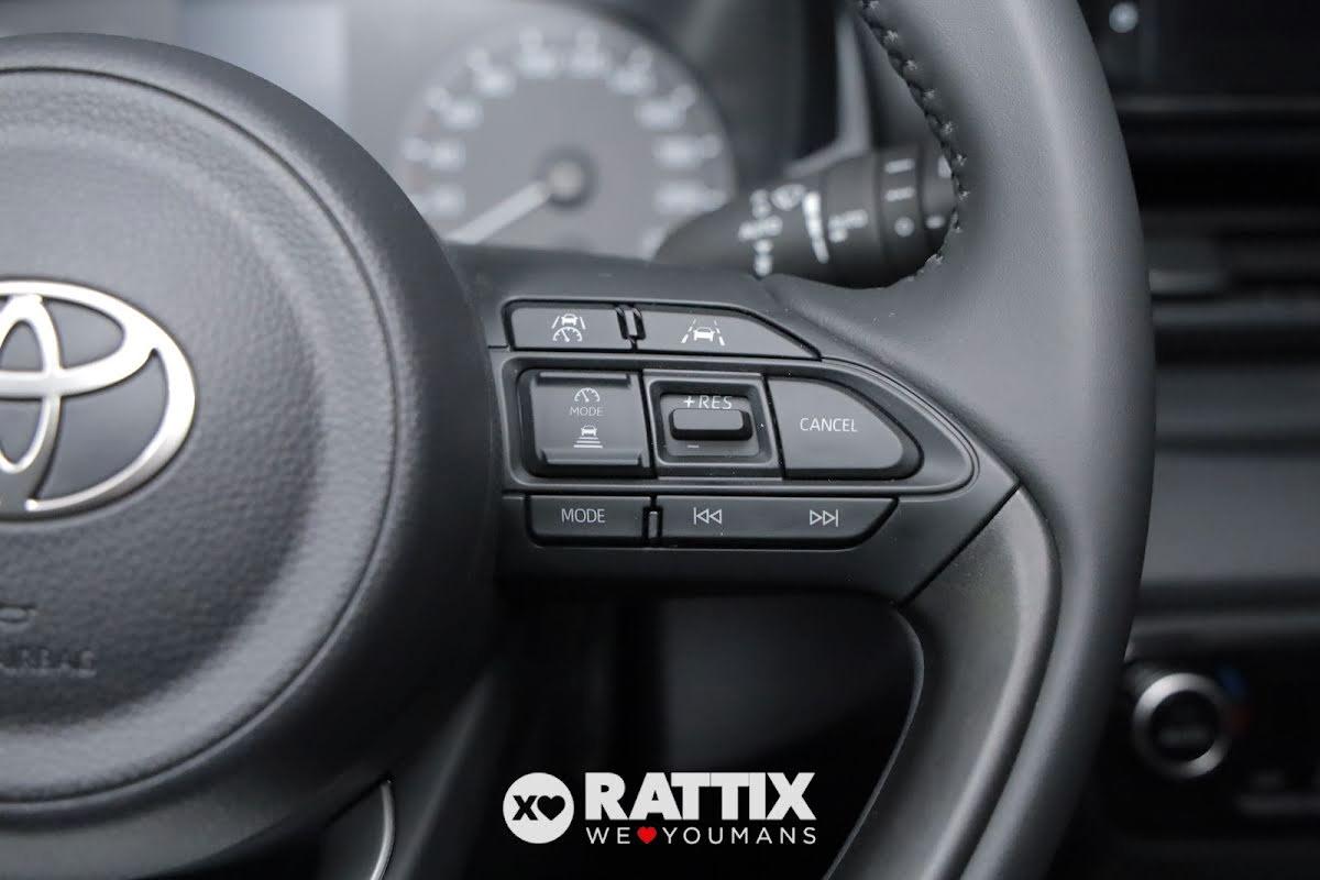 Toyota Yaris 1.5 Hybrid Active + Business Pack