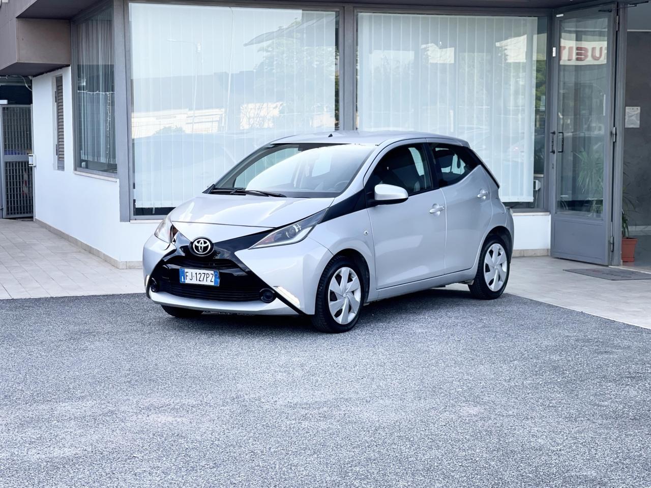 Toyota Aygo 1.0 Benzina 69CV E6 Neo - 2017