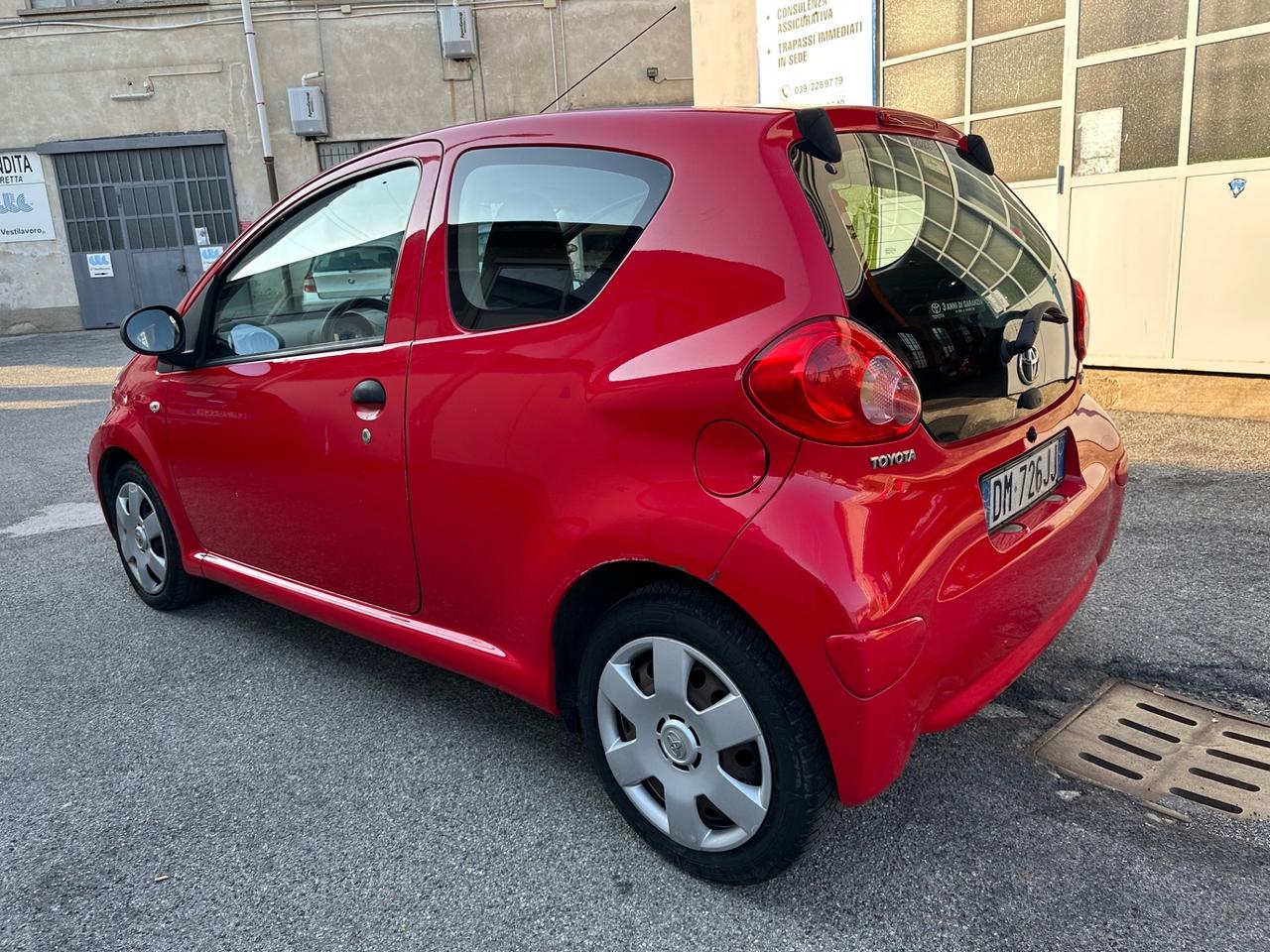 Toyota Aygo 1.0 12V VVT-i 3 porte Sol