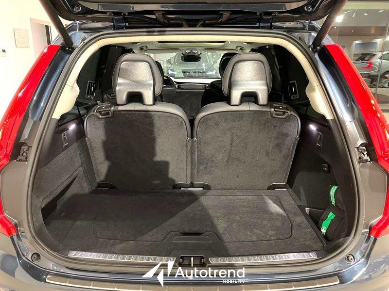 Volvo XC90 B5 250+14 CV AWD Automatica Mild Hybrid Benzina 7 posti Ultra Bright