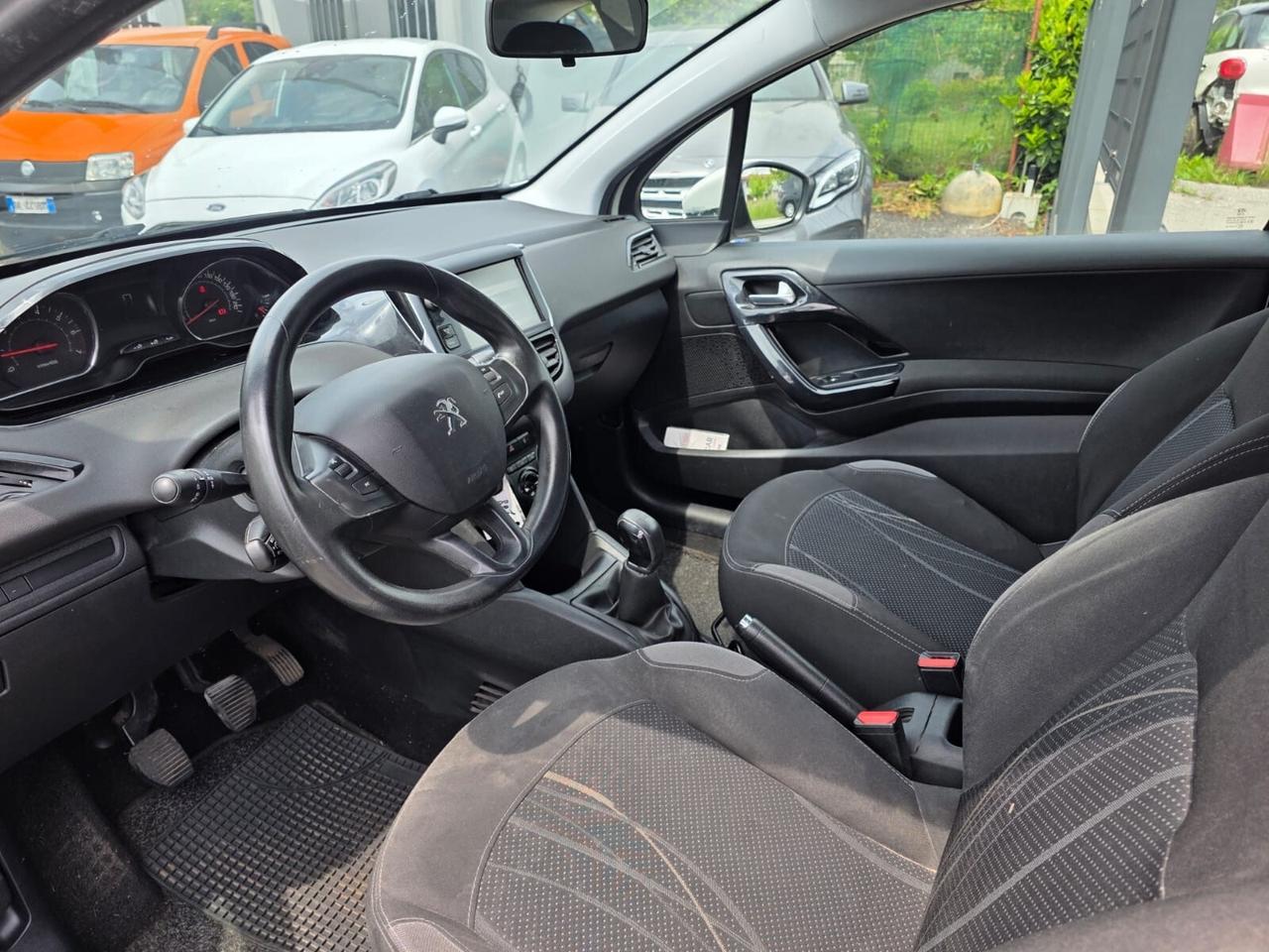 Peugeot 208 1.2 VTi 82 CV 3 porte Access