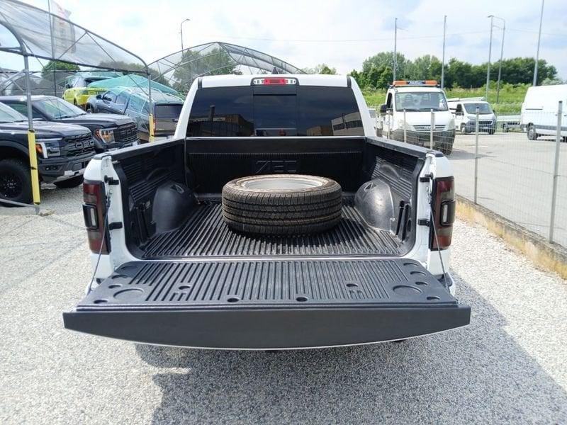 Dodge RAM 1500 5.7 GPL V8 Laramie Night N1 - SER