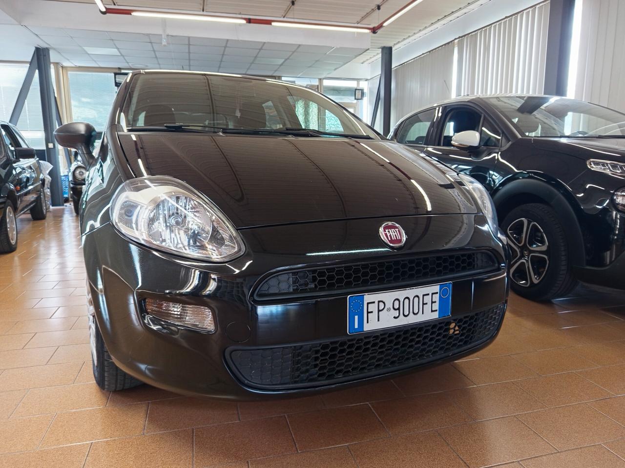 Fiat Punto 1.2 8V 5 porte Street 130 Mila chilometri ok neopatentati Fiat Punto 1.2 8V 5 porte Street 130 Mila chilometri ok neopatentati