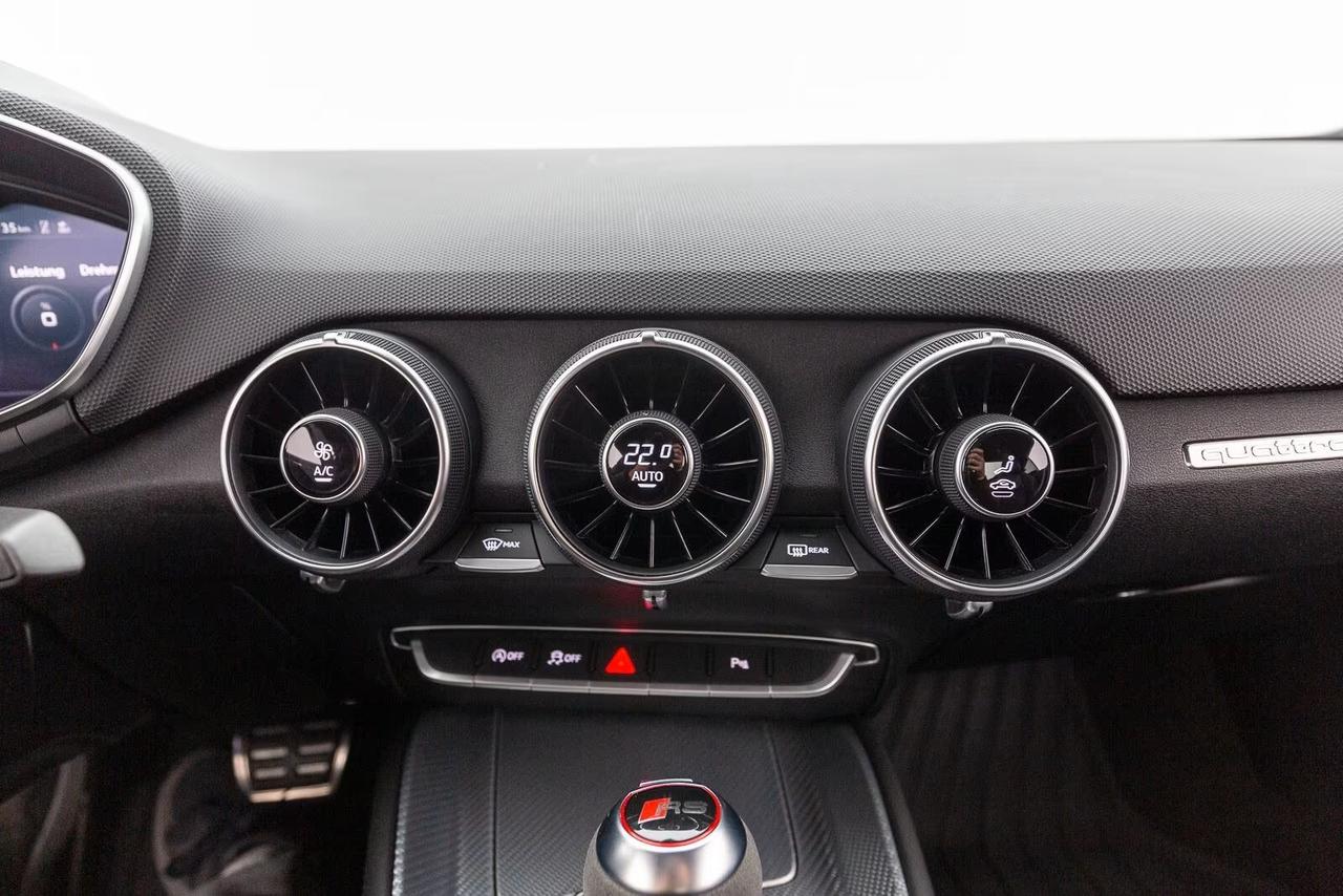Audi TT RS Coupé 2.5 TFSI quattro S tronic virtiual pdc