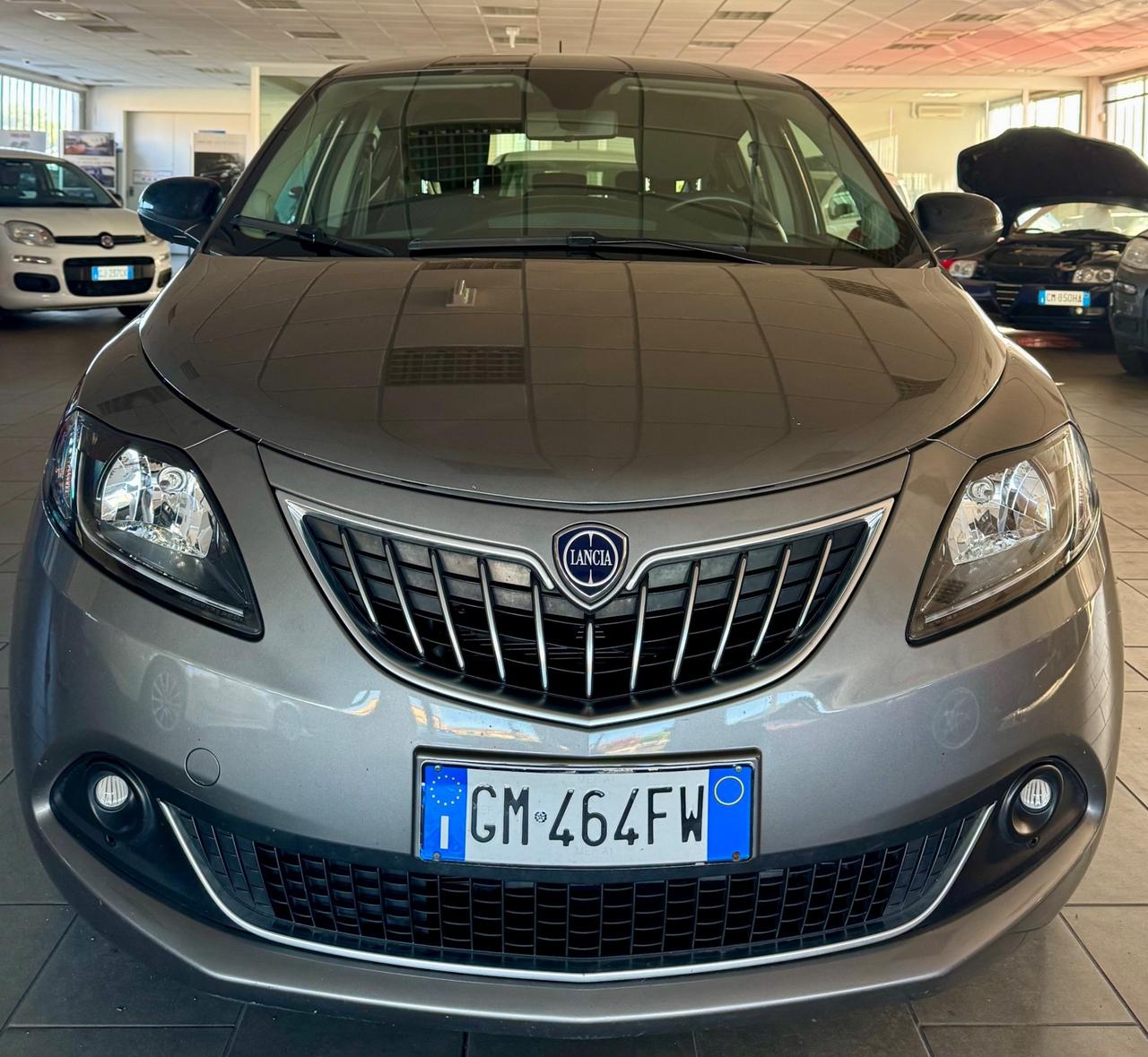 Lancia Ypsilon 1.0 FireFly 5 porte S&S Hybrid Gold