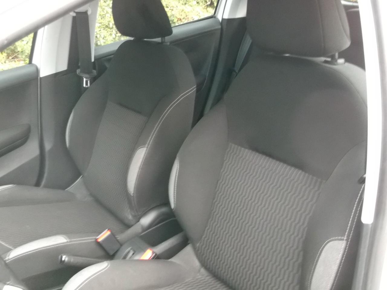 Peugeot 208 BlueHDi 1.6 Hdi Allure 2015