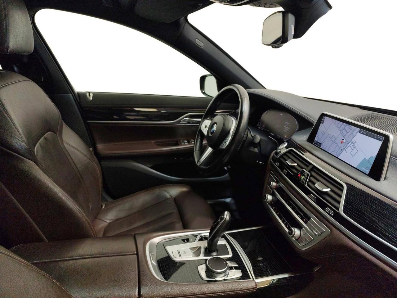 BMW Serie 7 730d xDrive 48v MSport