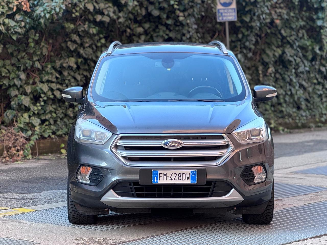Ford Kuga 1.5 TDCI 120 CV S&S 2WD ST-Line