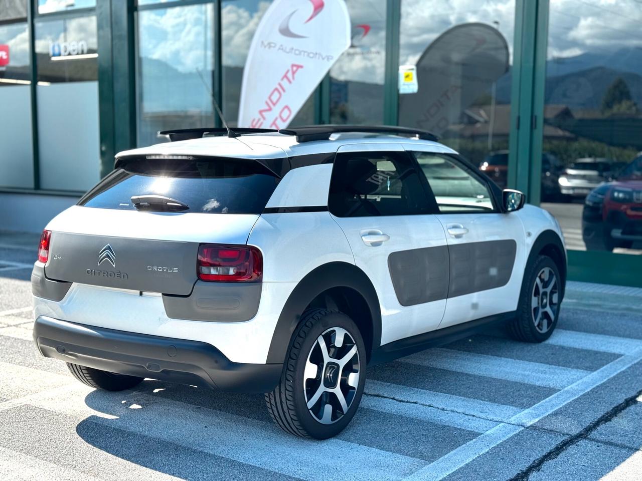 Citroen C4 Cactus PureTech 82 Shine
