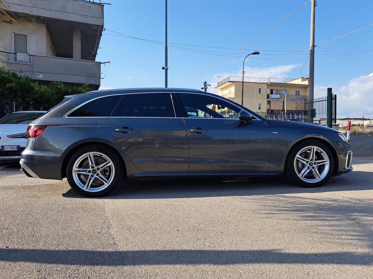Audi A4 Avant 40 TDI S tronic S line edition