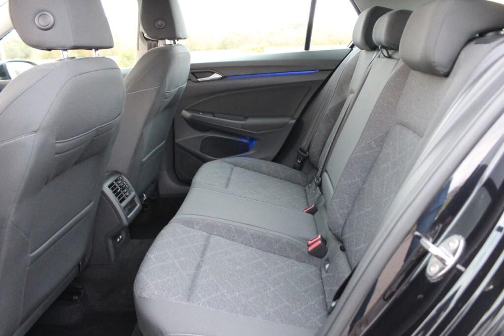 VOLKSWAGEN Golf 2.0 TDI 115cv *Luci Ambiente