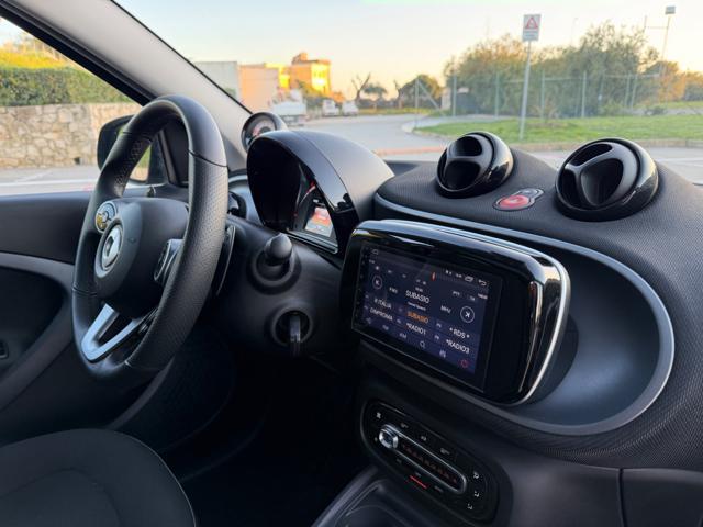 SMART ForFour 90 0.9 TURBO TWINAMIC SUPERPASSION+RETROCAMERA