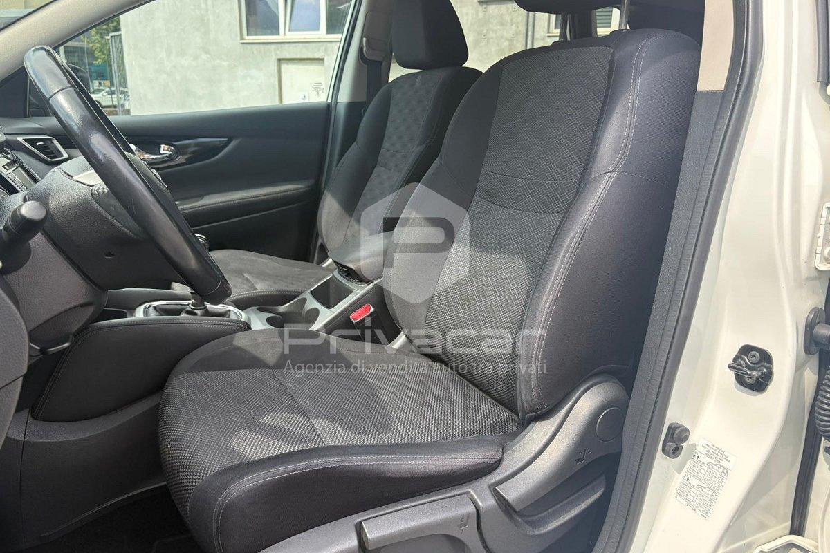 NISSAN Qashqai 1.2 DIG-T N-Connecta