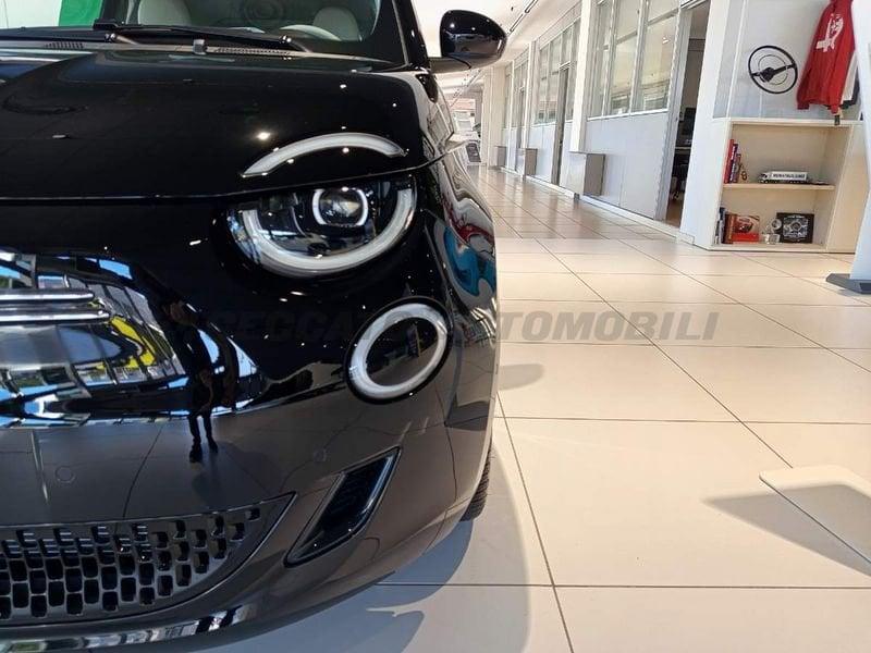 FIAT 500 500e Hatchback My25 500e - LaPrima 320 Berlina