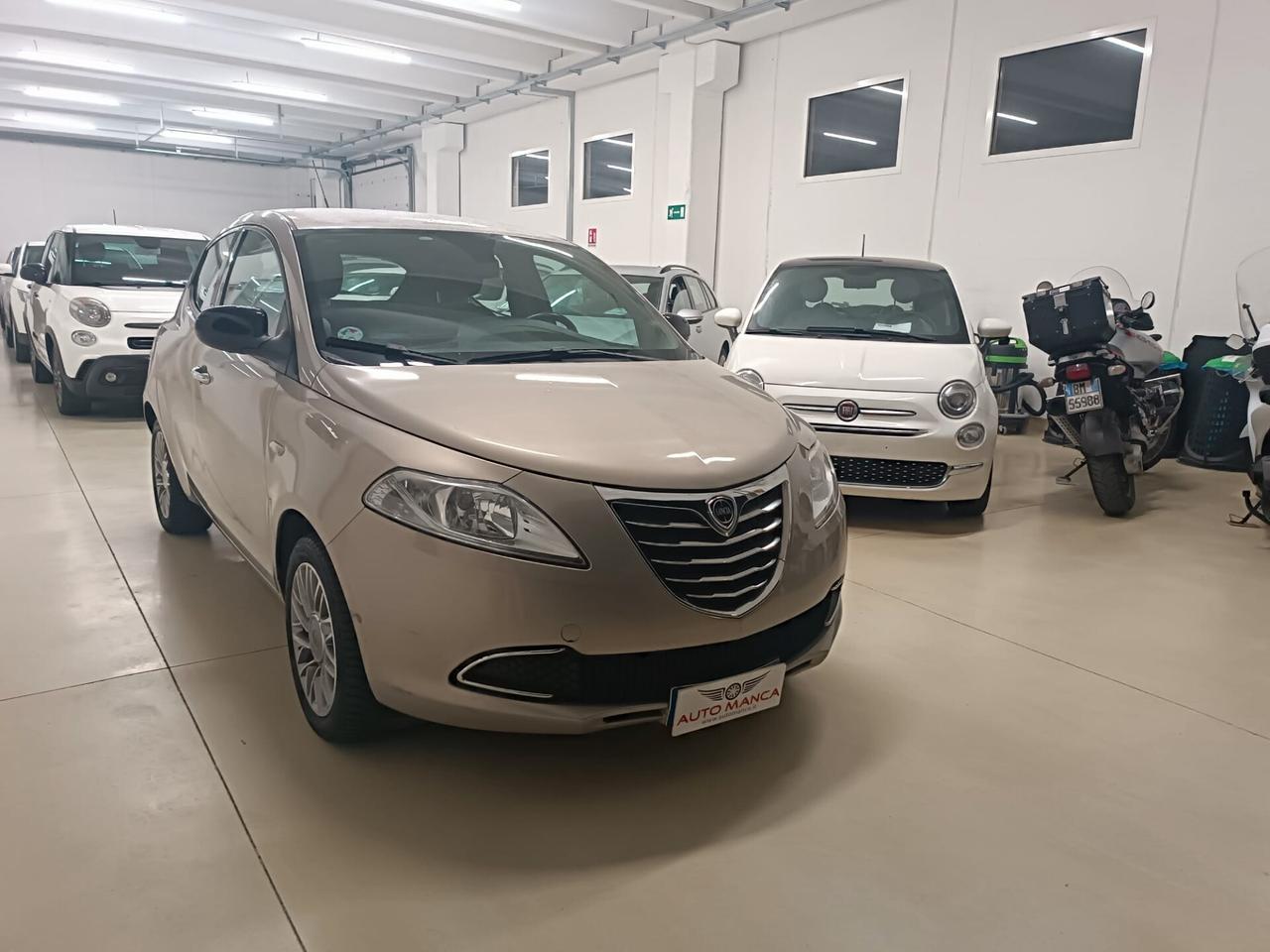 Lancia Ypsilon 1.2 69 CV 5 porte Gold