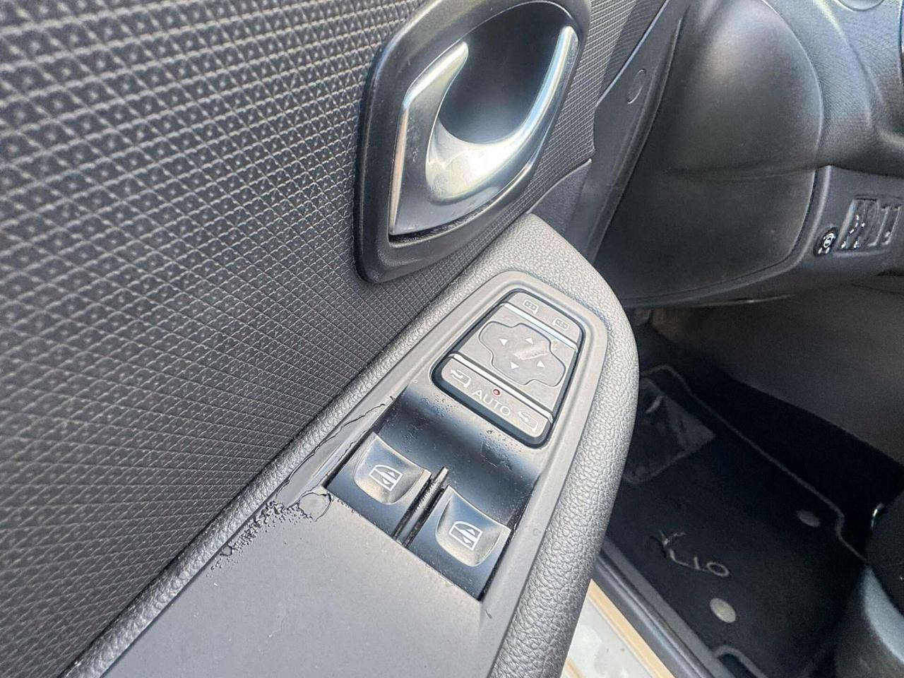 Renault Clio 2018 0.9 GPL/BENZ EURO 6B