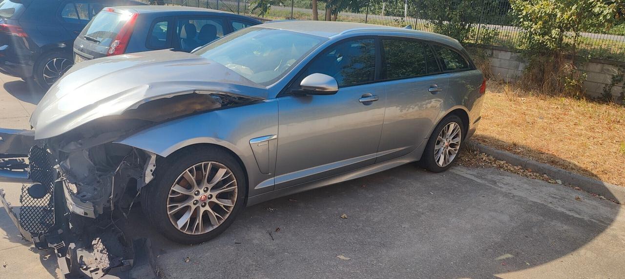 Jaguar XF Sportbrake 2.2 D 200 CV R-Sport