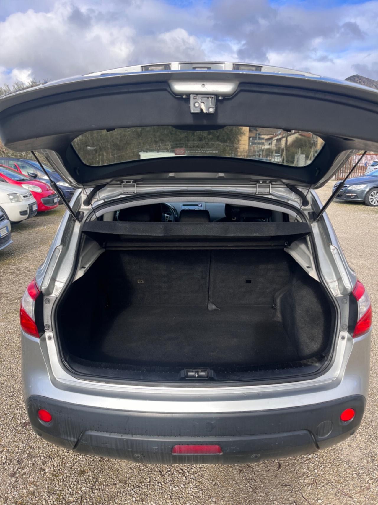 Nissan Qashqai 1.5 dCi PERFETTA SI NEOPATENTATI