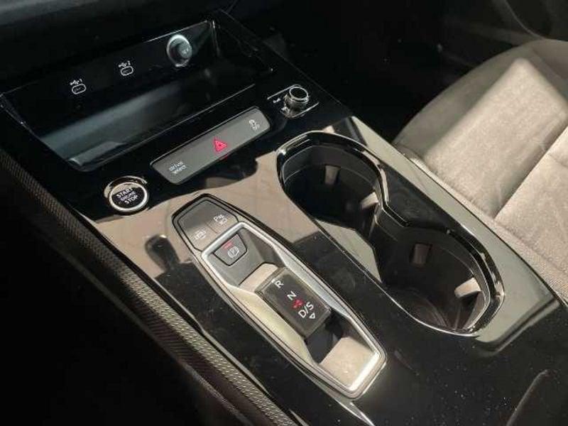 Audi A5 III 2024 Berlina 2.0 tdi mhev+ Business Advanced 204cv s-tronic