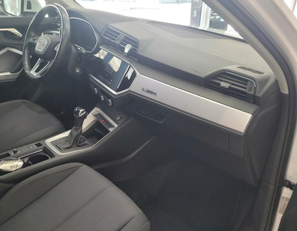 Audi Q3 35 TDI S tronic Business Advanced