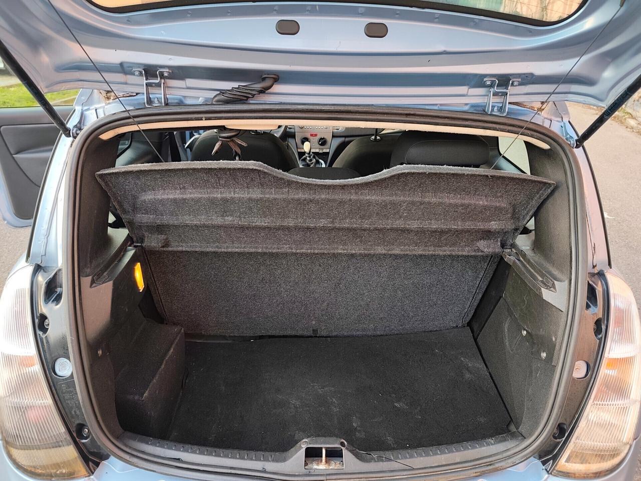 Lancia Ypsilon 1.4 Benz GPL neopatentati