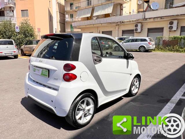 SMART ForTwo 1000 52 kW coupé passion