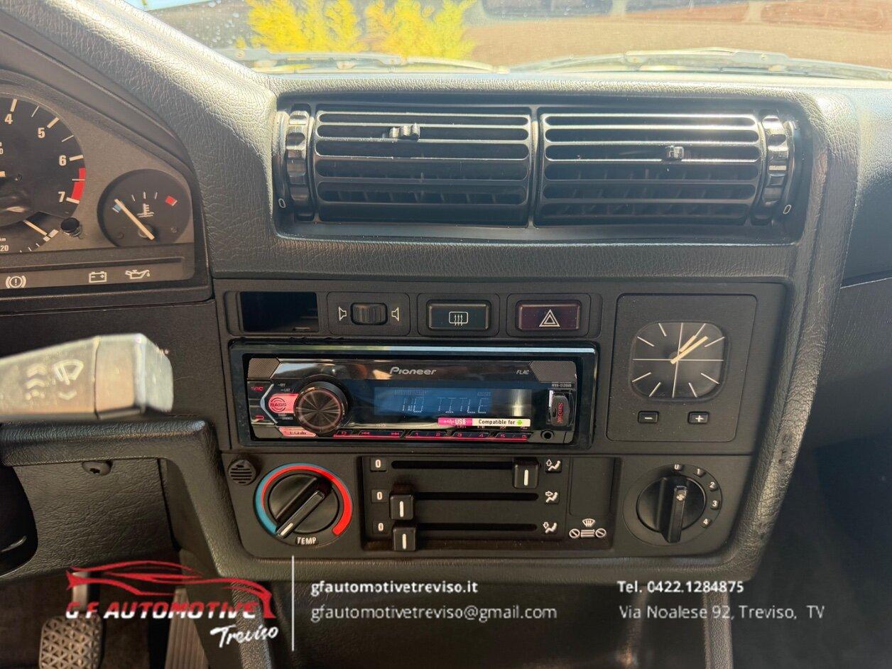 BMW 316 i 2p