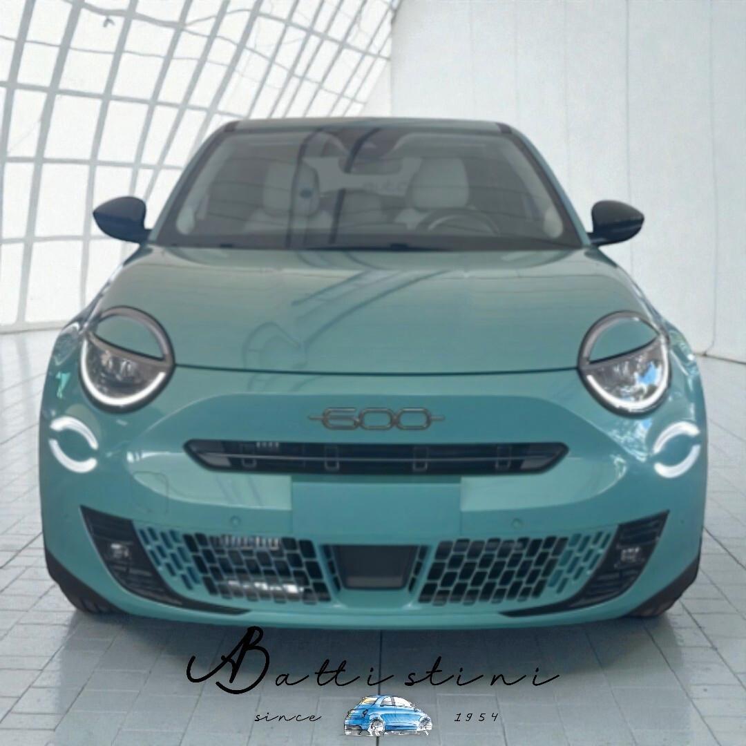 Fiat 600 Hybrid 110 CV DCT MHEV La Prima II
