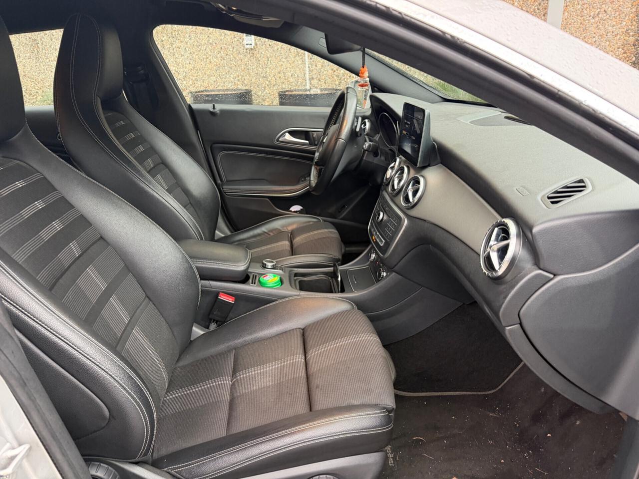 Mercedes-benz CLA 220d S.W. Automatic Sport euro6b