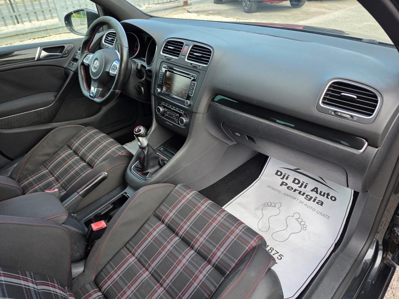 Volkswagen Golf GTI 2.0 TSI 5p.