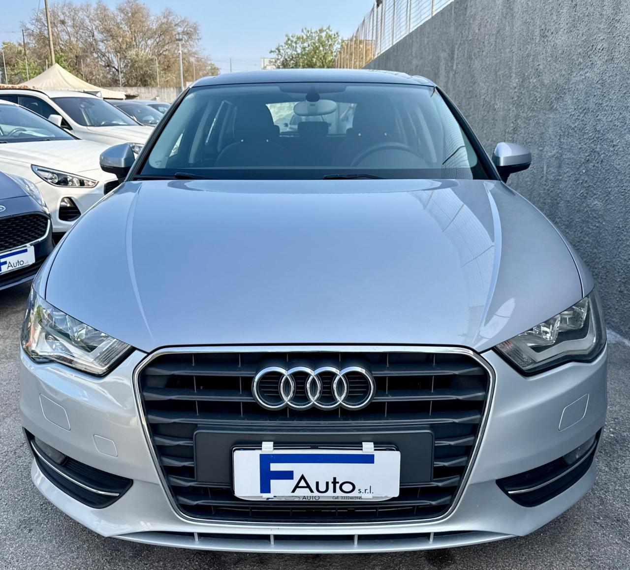 Audi A3 1.6 TDI,TETTO APRIBILE ,Climatronic bizona,Navi,ecc.