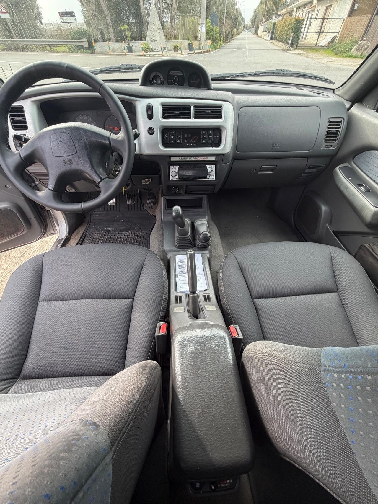 Mitsubishi L200 2.5 TDI 4WD Club Cab Pick-up GLS
