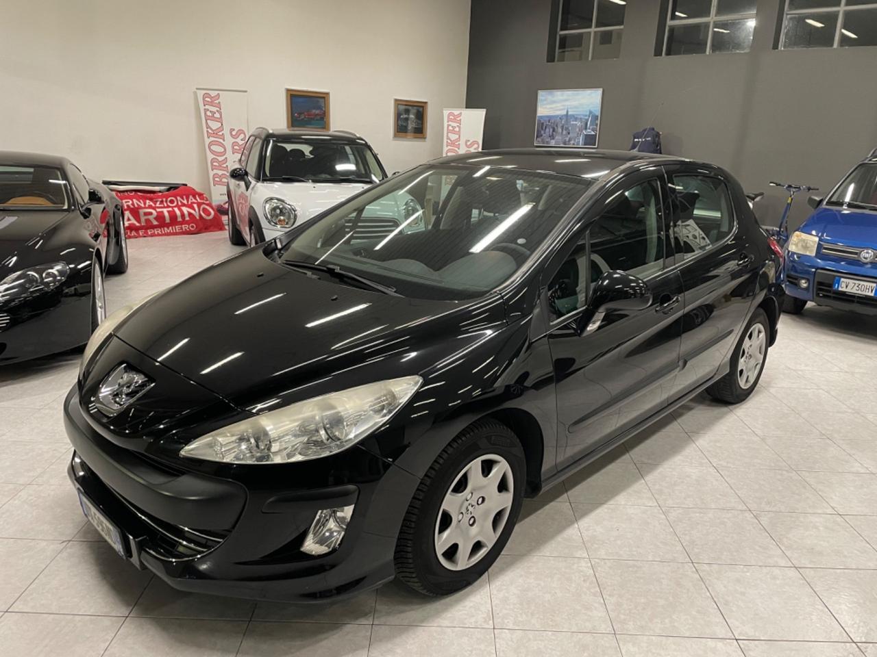 Peugeot 308 1.6 HDi 90CV 5p. Premium