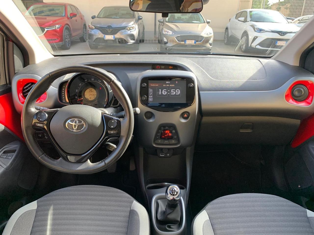 Toyota Aygo 1.0 VVT-i 72 CV 5 porte x-fun
