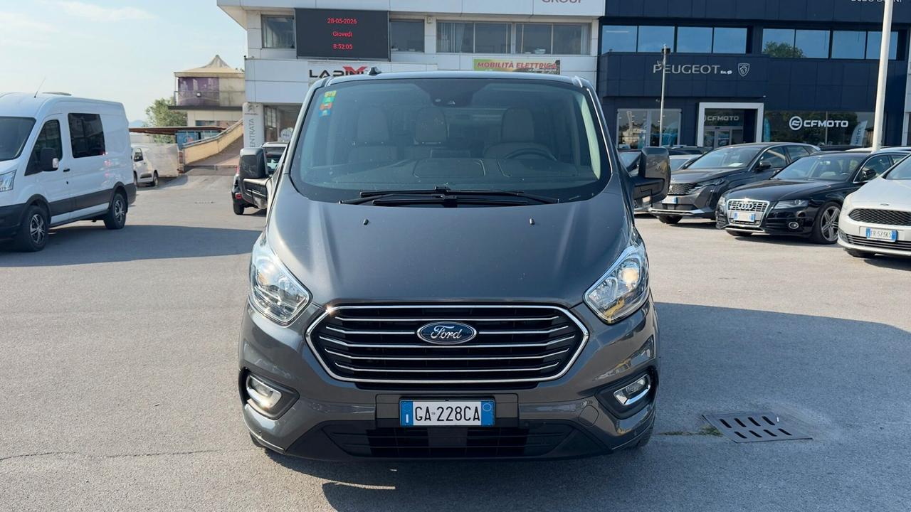 Ford Tourneo Custom 320 2.0 TDCi 185CV PC Titanium X