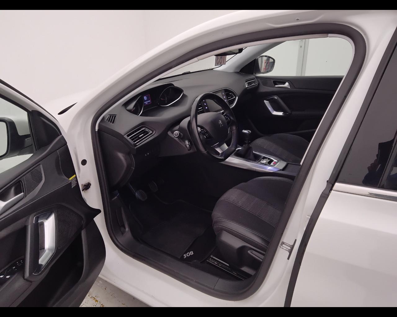 PEUGEOT 308 II 2018 - 308 5p 1.5 bluehdi Allure s&s 130cv