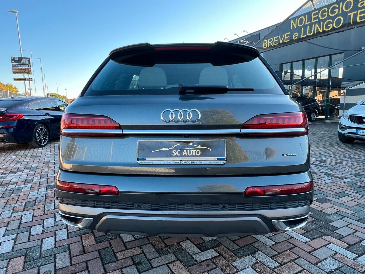 Audi Q7 3.0 TDI S-Line Plus 7 POSTI