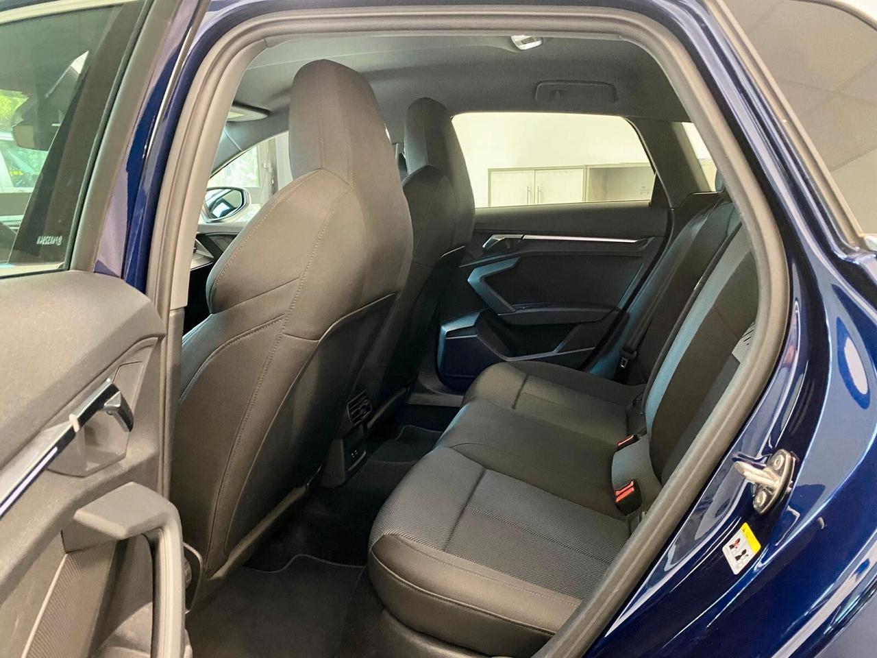 Audi A3 Sportback 35 2.0 tdi S line -MATRIX -LED -18"- GARANZIA