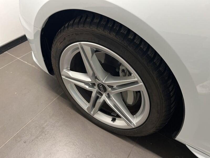 Audi A4 AVANT 40 TDI QUATTRO S LINE S TRONIC