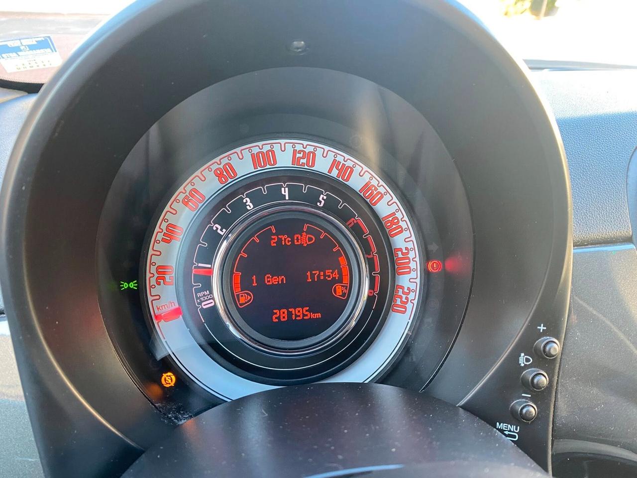 FIAT 500 HYBRID 1.0cc IDONEA OK NEOPATENTATI