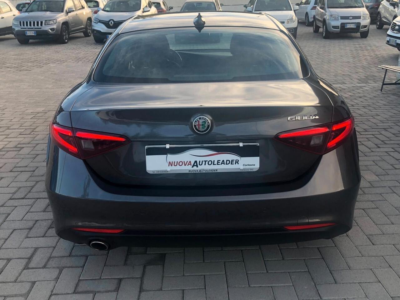 Alfa Romeo Giulia 2.2 Tdi 160 CV AT8 2022