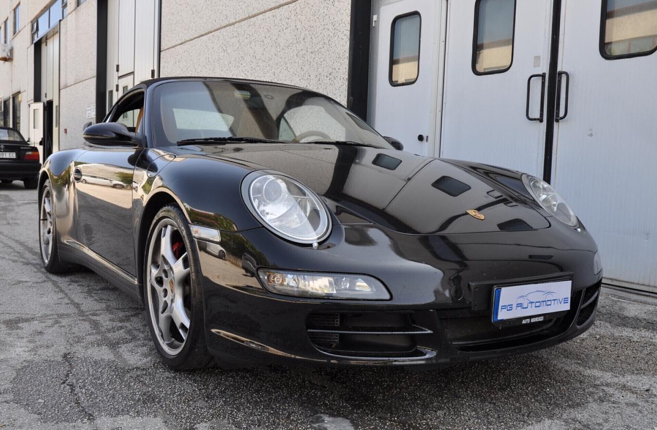 Porsche 911 Carrera 4S Cabriolet