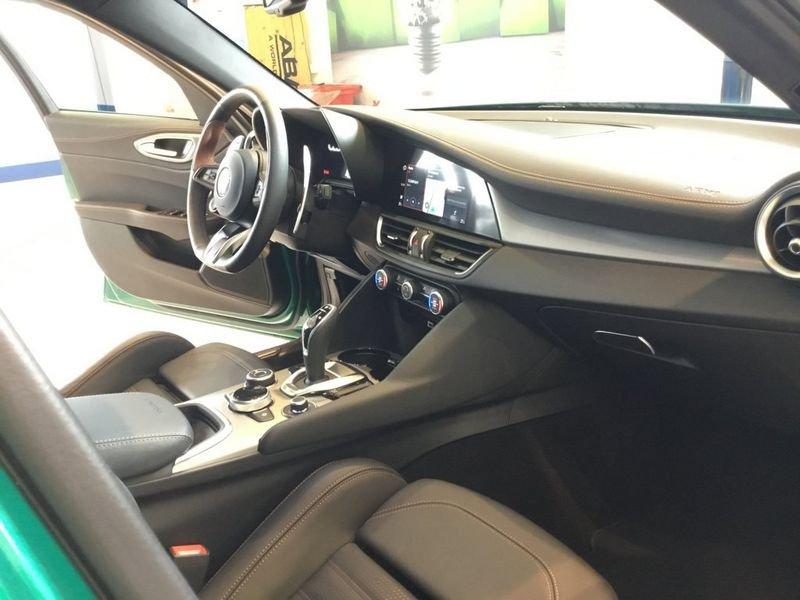 Alfa Romeo Giulia Giulia 2.2 Turbodiesel 210 CV AT8 AWD Q4 Intensa