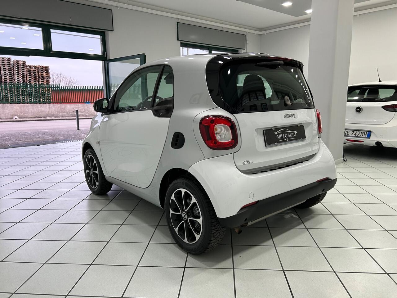 Smart ForTwo 1.0cc 71cv Passion Automatica