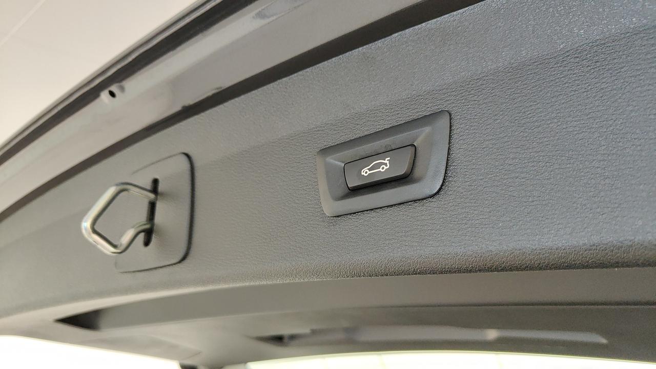 BMW X1 F48 2019 - X1 xdrive18d Business Advantage auto