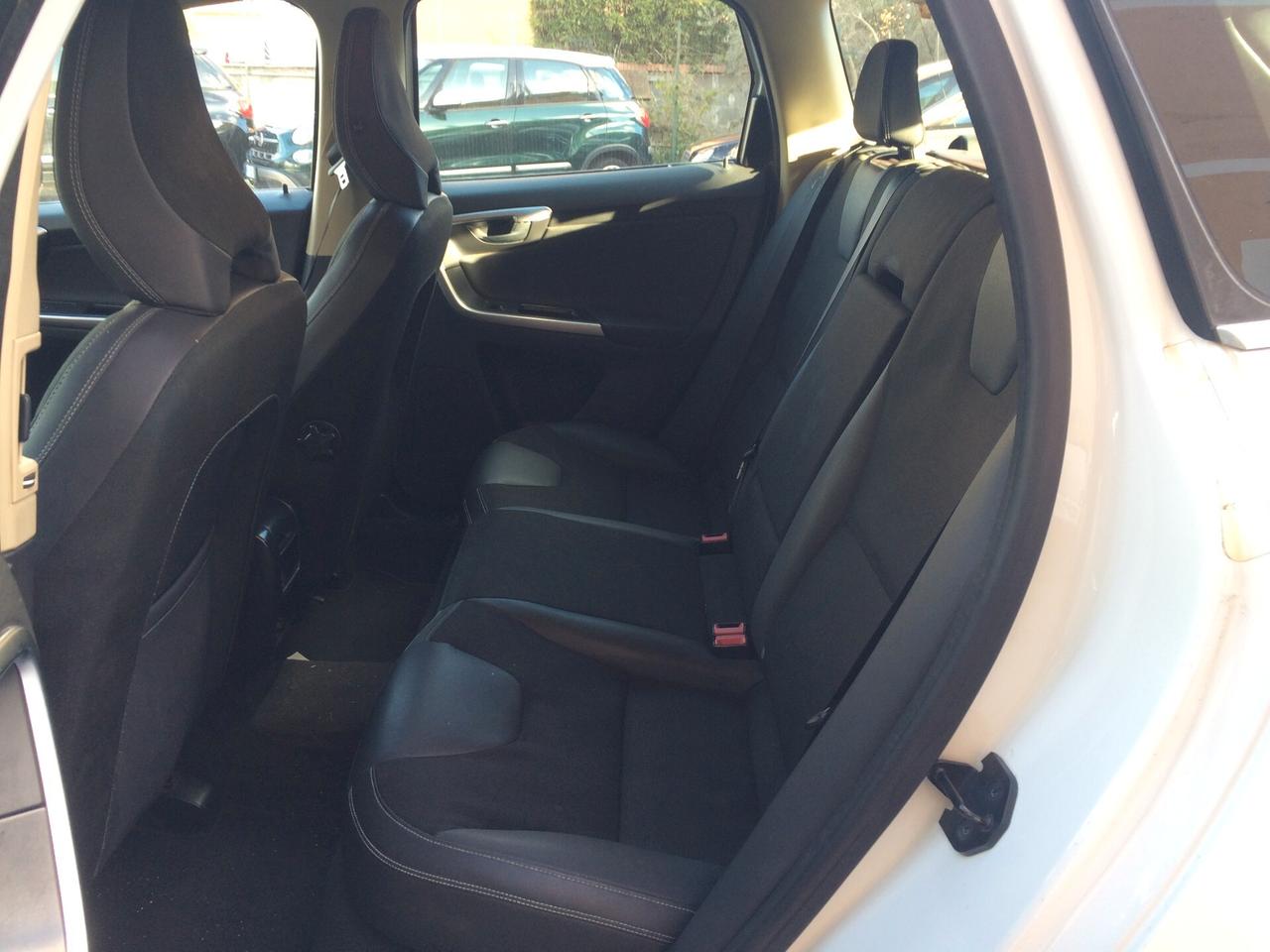 2011 Volvo XC 60 XC60 D5 AWD TAGLIANDATA !!