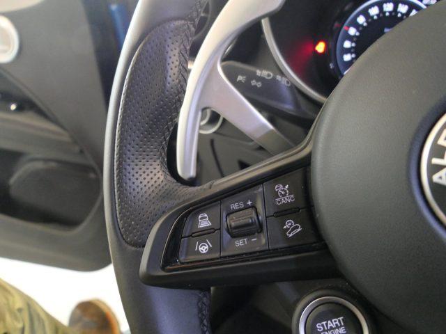 ALFA ROMEO Stelvio 2.0 Turbo 280 CV AT8 Q4 Veloce